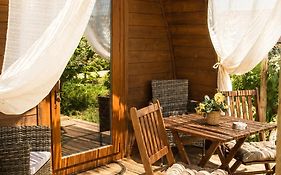Moment'S In Nature Vineyard Bungalows Pool & Jacuzzi